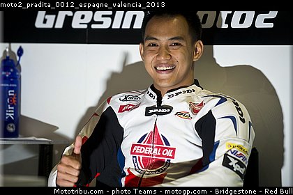 moto2_pradita_0012_espagne_valencia_2013.jpg