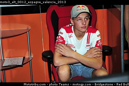 moto3_alt_0012_espagne_valencia_2013.jpg