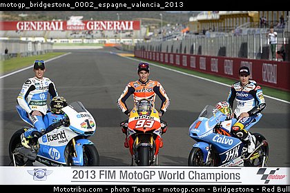 motogp_bridgestone_0002_espagne_valencia_2013.jpg