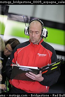 motogp_bridgestone_0005_espagne_valencia_2013.jpg
