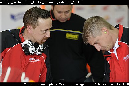 motogp_bridgestone_0012_espagne_valencia_2013.jpg