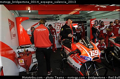 motogp_bridgestone_0014_espagne_valencia_2013.jpg