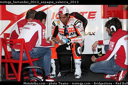 motogp_hernandez_0012_espagne_valencia_2013.jpg