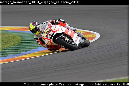 motogp_hernandez_0014_espagne_valencia_2013.jpg