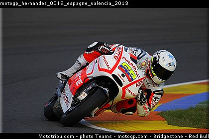 motogp_hernandez_0019_espagne_valencia_2013.jpg