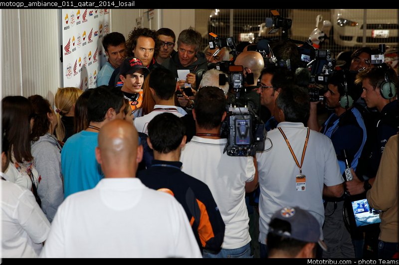motogp_ambiance_011_qatar_2014_losail