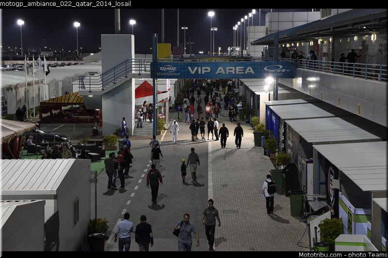 motogp_ambiance_022_qatar_2014_losail