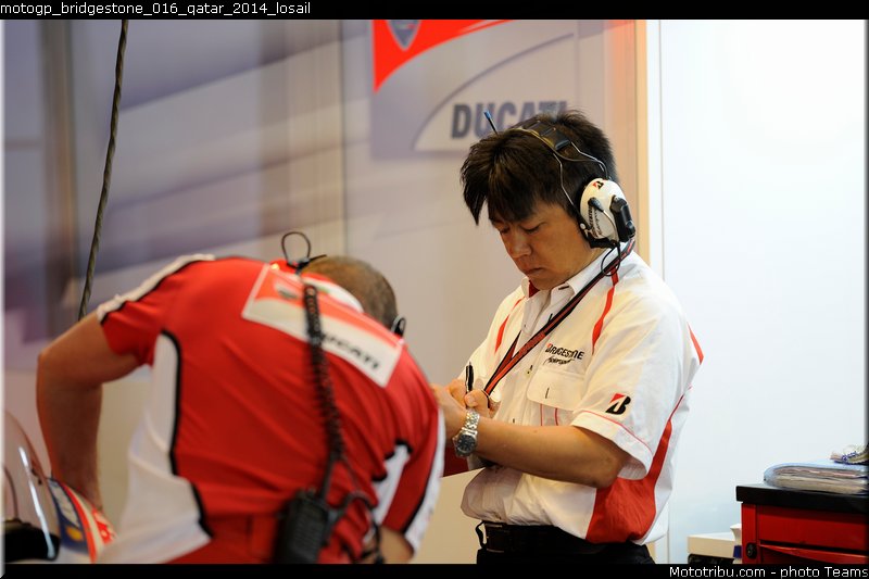 motogp_bridgestone_016_qatar_2014_losail