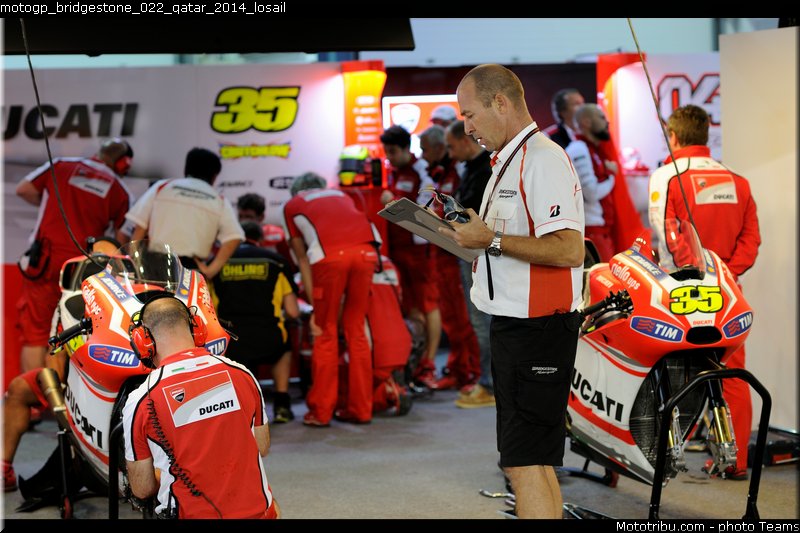 motogp_bridgestone_022_qatar_2014_losail