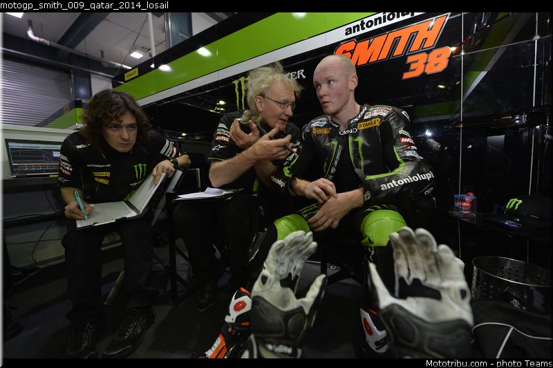 motogp_smith_009_qatar_2014_losail