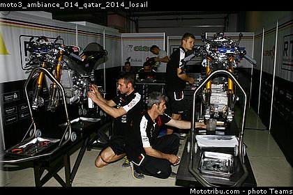 moto3_ambiance_014_qatar_2014_losail.jpg