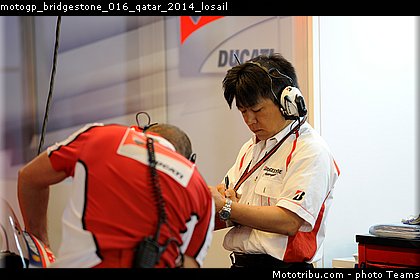motogp_bridgestone_016_qatar_2014_losail.jpg