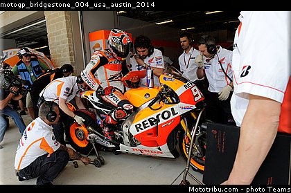 motogp_bridgestone_004_usa_austin_2014.jpg