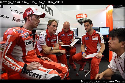 motogp_dovizioso_005_usa_austin_2014.jpg