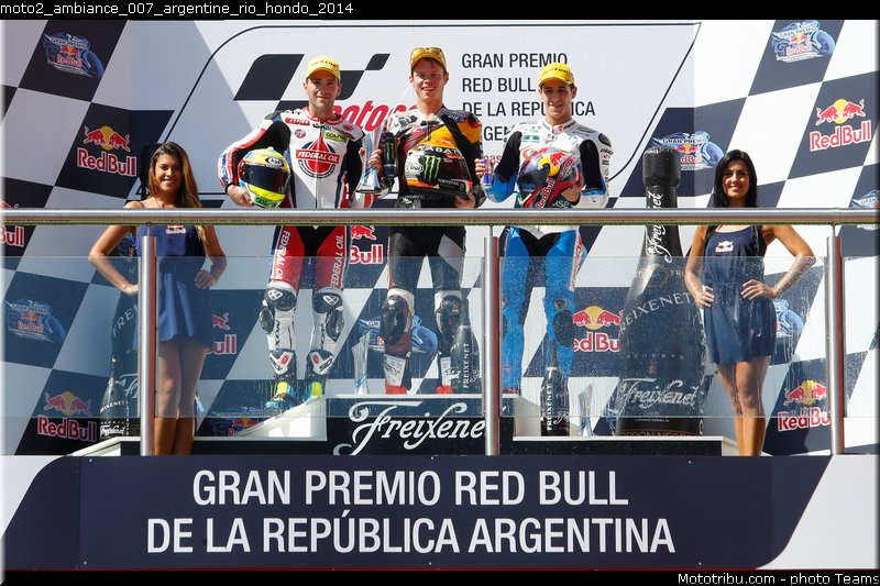 moto2_ambiance_007_argentine_rio_hondo_2014