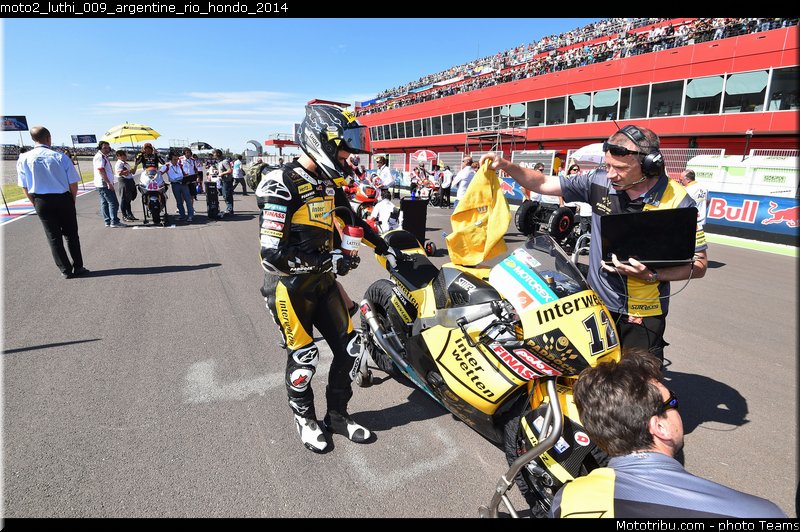 moto2_luthi_009_argentine_rio_hondo_2014