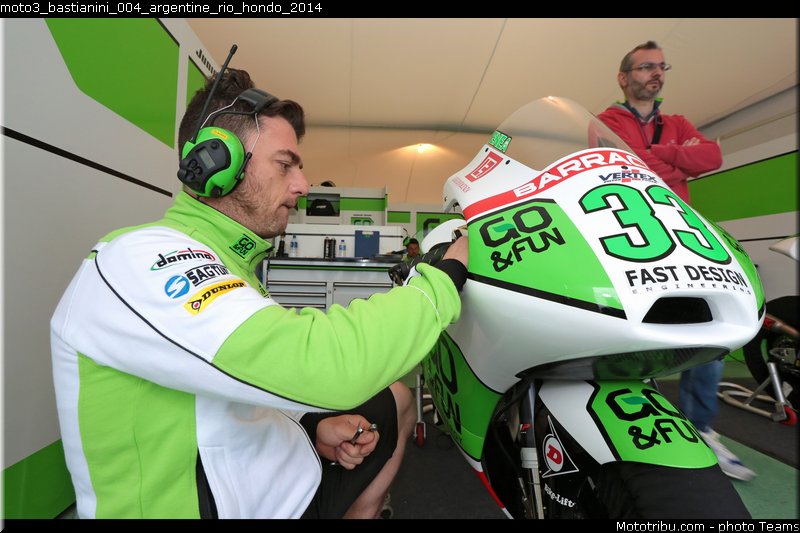 moto3_bastianini_004_argentine_rio_hondo_2014