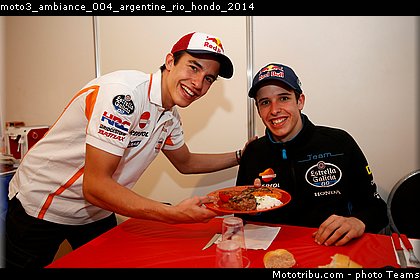 moto3_ambiance_004_argentine_rio_hondo_2014.jpg