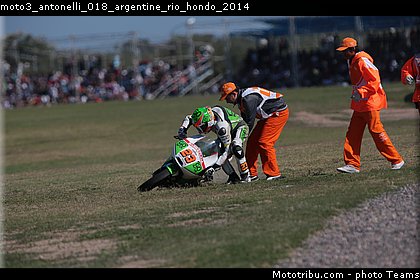 moto3_antonelli_018_argentine_rio_hondo_2014.jpg