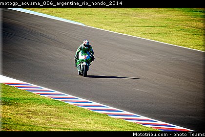 motogp_aoyama_006_argentine_rio_hondo_2014.jpg