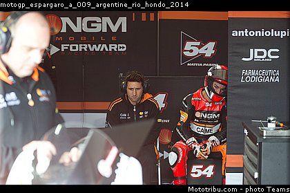 motogp_espargaro_a_009_argentine_rio_hondo_2014.jpg
