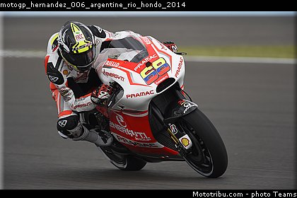 motogp_hernandez_006_argentine_rio_hondo_2014.jpg