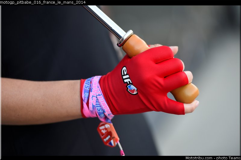 motogp_pitbabe_016_france_le_mans_2014
