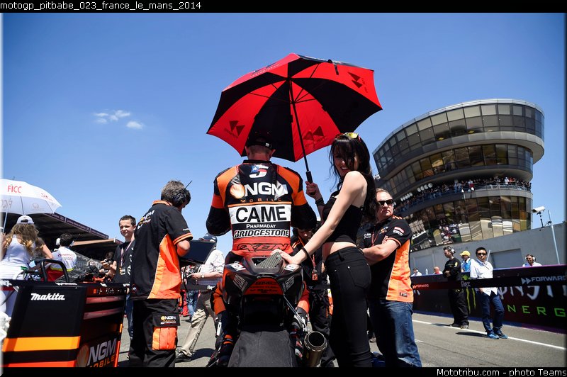 motogp_pitbabe_023_france_le_mans_2014