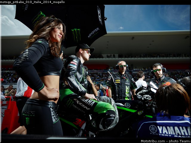 motogp_pitbabe_010_italie_2014_mugello