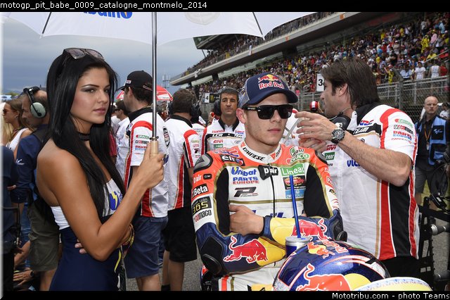 motogp_pit_babe_0009_catalogne_montmelo_2014