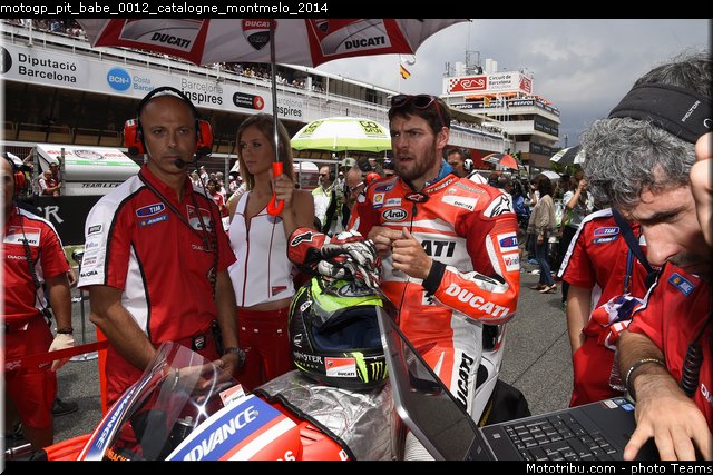 motogp_pit_babe_0012_catalogne_montmelo_2014