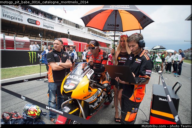 motogp_pit_babe_0016_catalogne_montmelo_2014