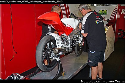 moto3_ambiance_0003_catalogne_montmelo_2013.jpg