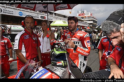 motogp_pit_babe_0012_catalogne_montmelo_2014.jpg