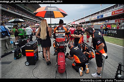 motogp_pit_babe_0015_catalogne_montmelo_2014.jpg