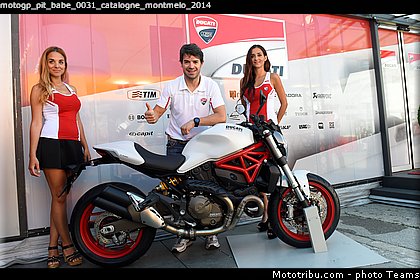 motogp_pit_babe_0031_catalogne_montmelo_2014.jpg