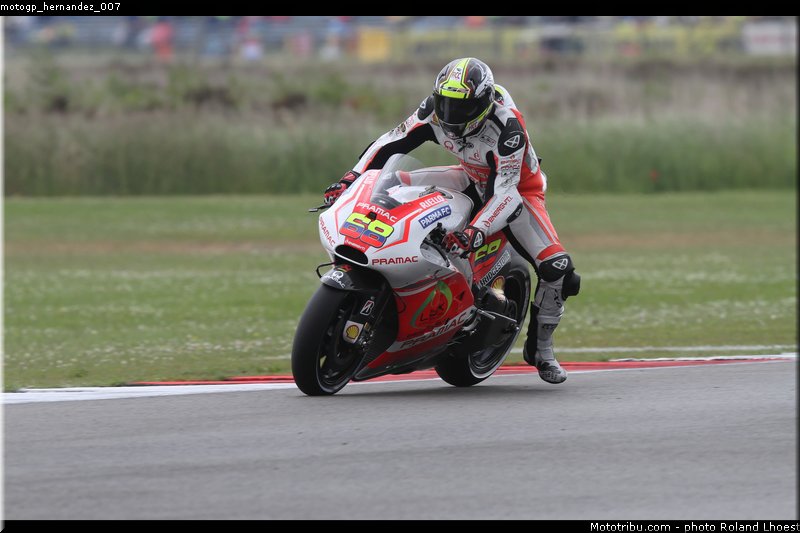 motogp_hernandez_007