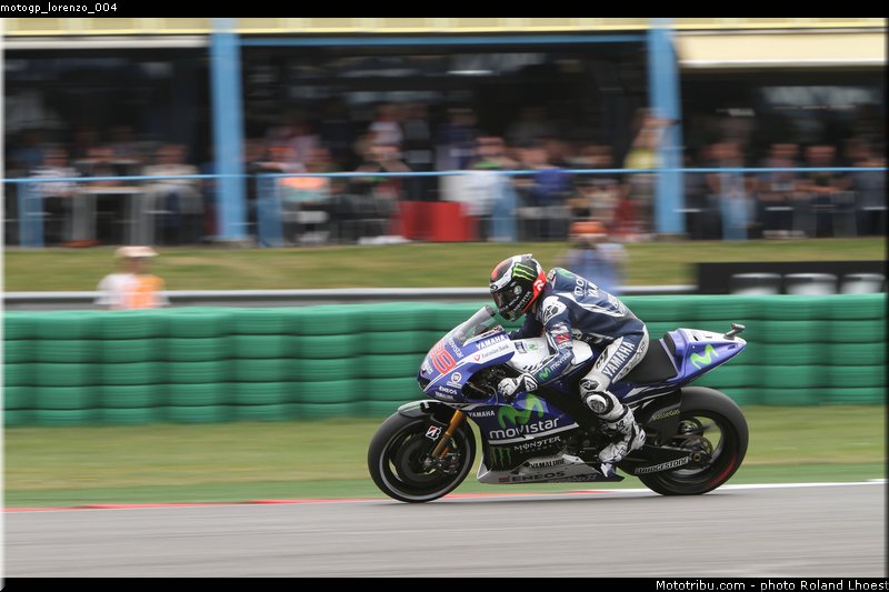 motogp_lorenzo_004