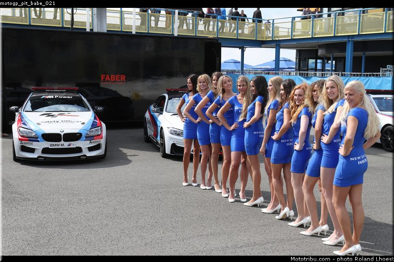 motogp_pit_babe_021