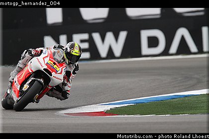 motogp_hernandez_004.jpg