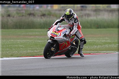 motogp_hernandez_007.jpg