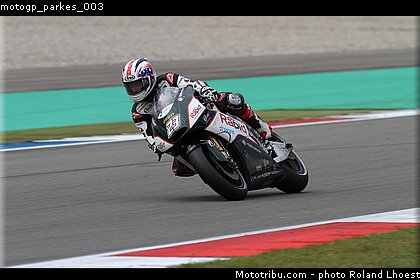 motogp_parkes_003.jpg