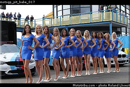 motogp_pit_babe_017.jpg