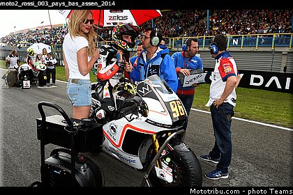 moto2_rossi_003_pays_bas_assen_2014.jpg