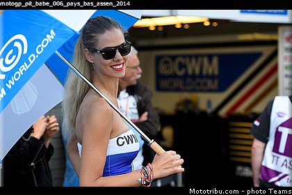 motogp_pit_babe_006_pays_bas_assen_2014.jpg