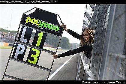 motogp_pit_babe_020_pays_bas_assen_2014.jpg