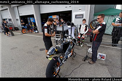 moto3_ambiance_001_allemagne_sachsenring_2014.jpg