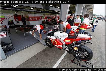 motogp_ambiance_021_allemagne_sachsenring_2014.jpg