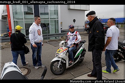 motogp_bradl_001_allemagne_sachsenring_2014.jpg