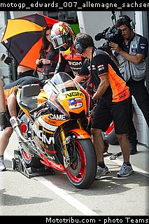 motogp_edwards_007_allemagne_sachsenring_2014.jpg